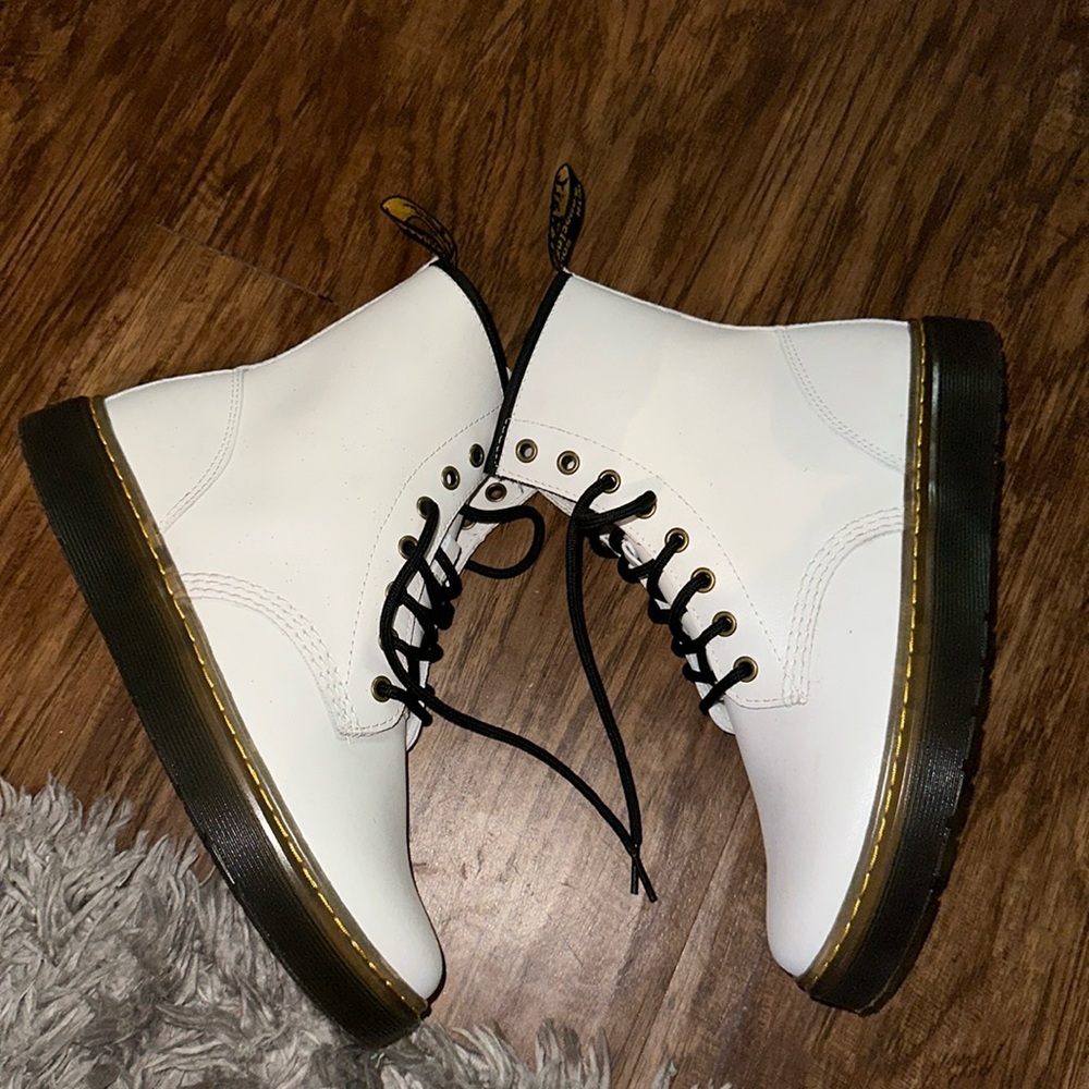 Woman boots